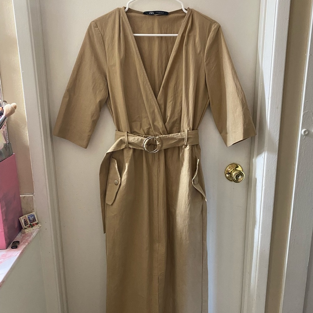 ZARA - Women’s Khaki V-Neck Dress with Double-D Ring Belt